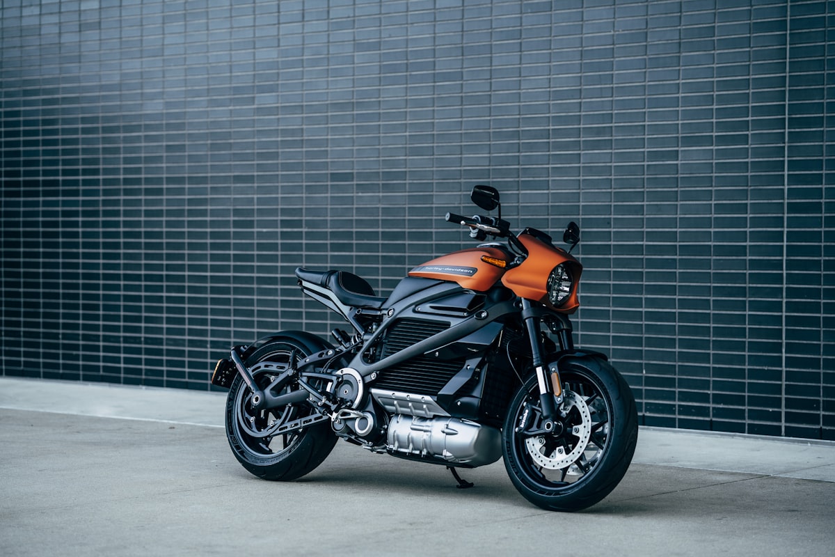 Cours pratique moto auto-école Suisse